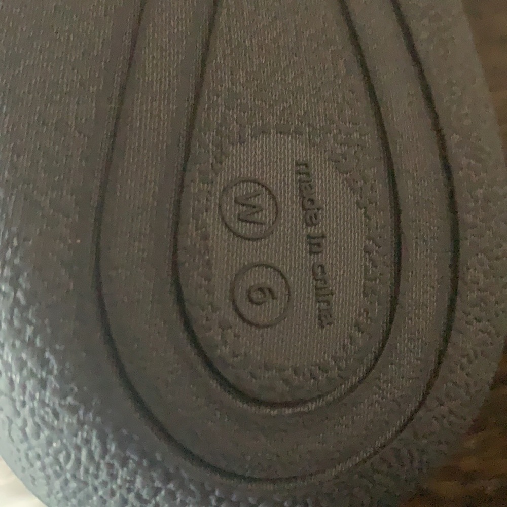 Dr Scholls size 6 women’s slippers - Picture 4 of 6